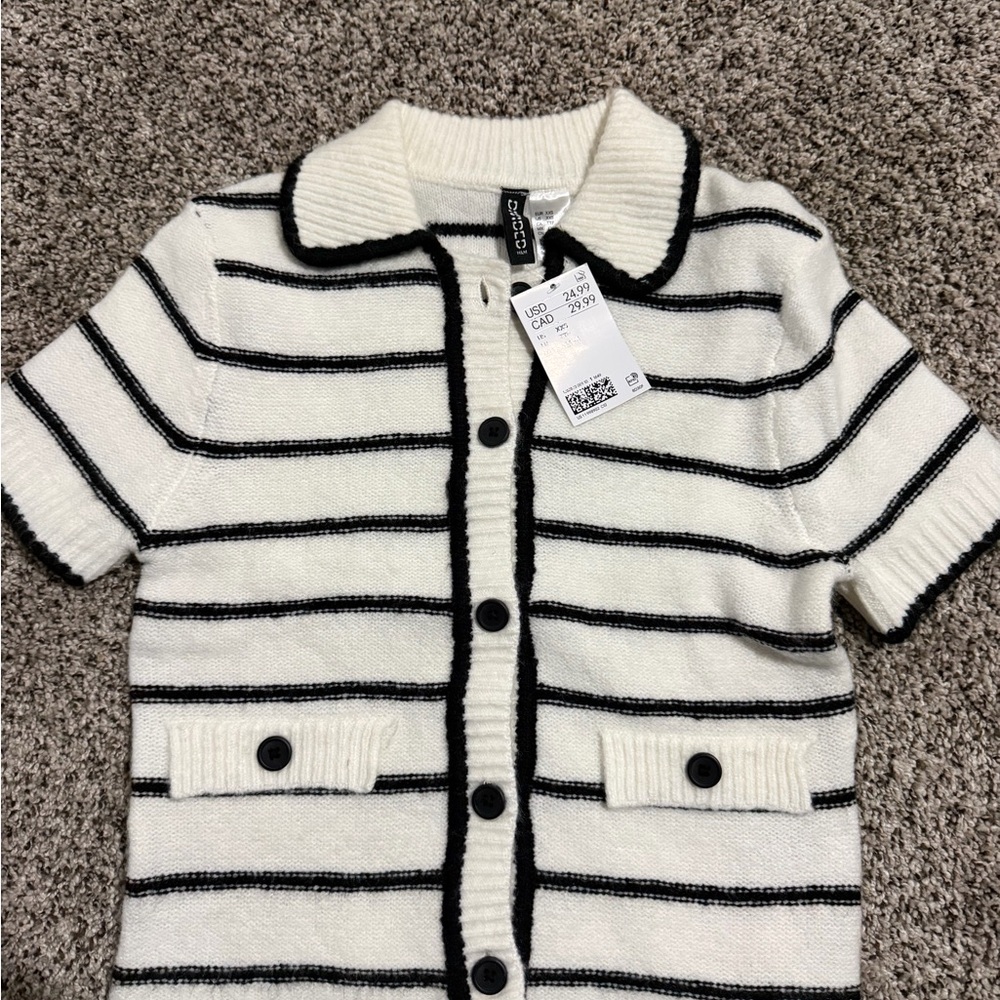 H&M Black and White Striped Button Down Shirt